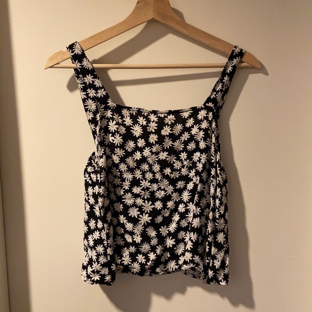 Daisy crop top